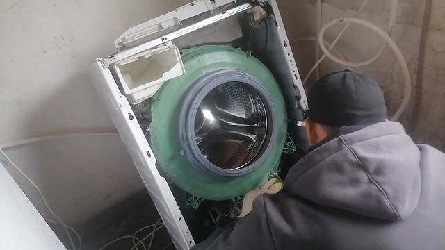 не покупай современные стиральные машины BEKO. BEKO MWB-59001M. повторная пайка бака не помогла.