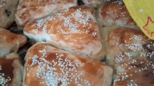 СОЧНАЯ СЛОЕНАЯ САМСА ИЗ БАРАНИНЫ ОЧЕНЬ ВКУСНО И ПРОСТО. ДВА СПОСОБА ПРИГОТОВЛЕНИЯ