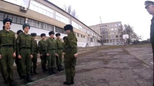 Лабутены отдыхают Теперь я в берцах нах  и в одинаковых штанах!!!