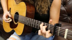 Caroline Jones "Country Girl" - 1945 Martin 00-18 at Norman's Rare Guitars