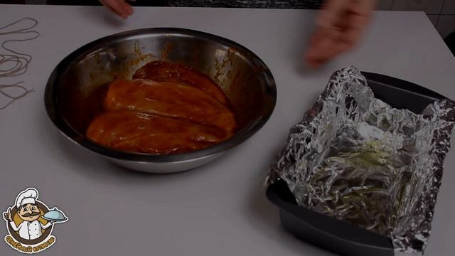 Пастрома из курицы в домашних условиях. Пастрома из куриной грудки. Сочная пастрома из куриного фил смотреть онлайн