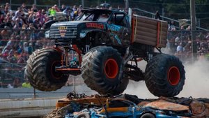 Monster Jam Lumberjack Theme Song (All Star Monster Truck Tour Edit)