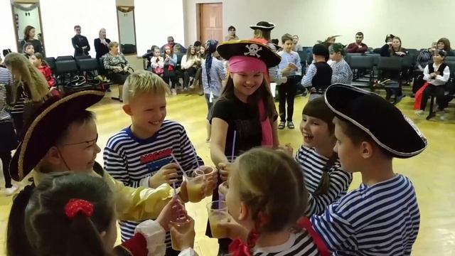 Пиратская вечеринка в 383 школе смотреть онлайн