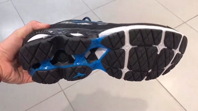 Кроссовки Mizuno Wave Creation 20 J1GC1901-09 смотреть онлайн