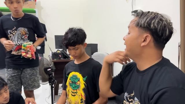 SANGGAR GWSM SEKARANG JADI MILIK MAS JOKO !! Gak nyangka ada niat jahat dibelakangnya смотреть онлайн