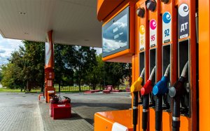 Почему бензин постоянно дорожает?