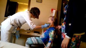 Прокалываем Ушки (первые серёжки)