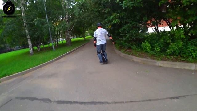 Программист поехал на моноколесе за 20 минут смотреть онлайн