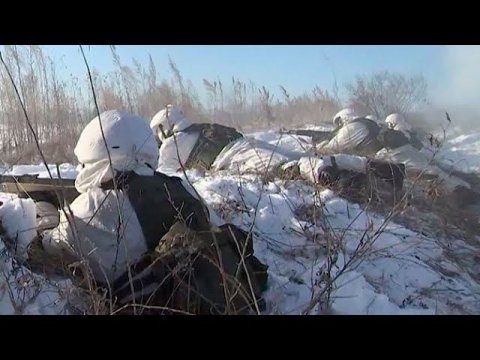 Бой на открытой местности: тренировка курсантов ДВОКУ в Благовещенске