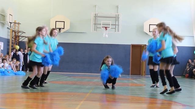 Гимназия 1562. Праздник «Мама, папа — Я! Спортивная семья». смотреть онлайн