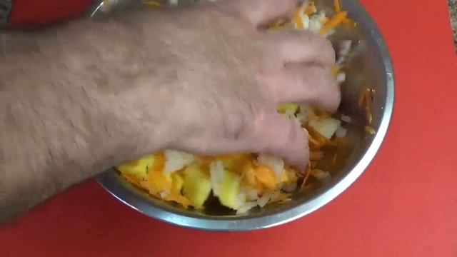 Куриные бедра с картошкой в рукаве в духовке