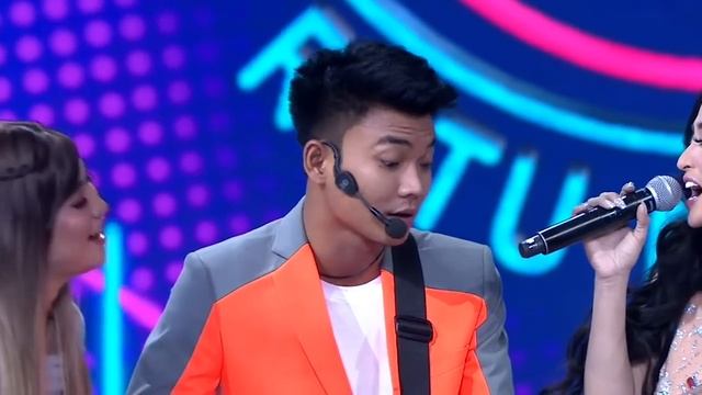 SIAP NDAN!!! Tri Suaka Gombalin, Dewi Perssik Salah Tingkah - Kilau DMD Ratu Casting (3/2) смотреть онлайн