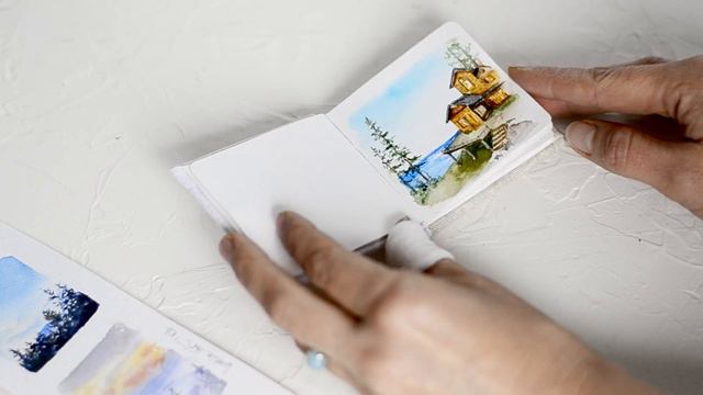 Миниатюры в мини-скетчбуке ручной работы