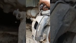 Шевроле АвеоТ250 Стучат тормозные суппорта!!!