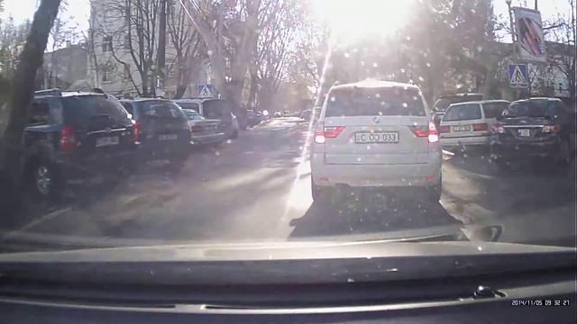 05.11.2014, Chisinau, str. V.Alexandri - str. Bucuresti смотреть онлайн
