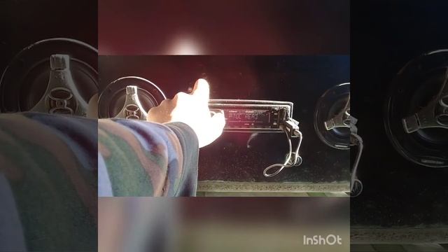 САМОДЕЛЬНАЯ КОЛОНКА ИЗ АВТОМАГНИТОЛЫ ( РЕКОНСТРУКЦИЯ )