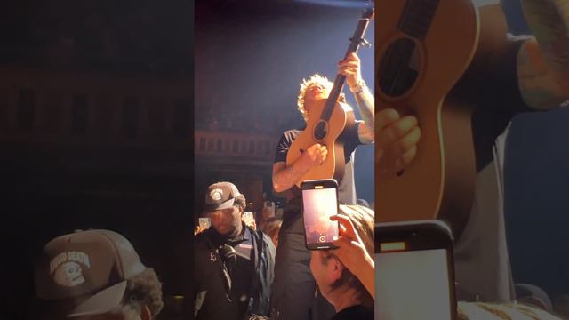 Ed Sheeran, “The Parting Glass” + “Afterglow” close up - Tabernacle, Atlanta 5-26-2023 смотреть онлайн