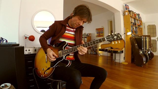 2021 Gibson Custom Shop 1961 ES-335 Gibson, sunburst смотреть онлайн