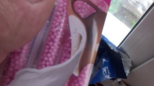 много конфет