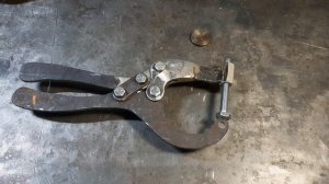 Зажимные клещи своими руками.