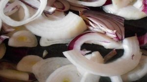 Мясо в гранатовом соусе