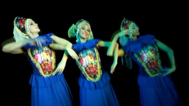 Трансформация , Русский танец , Четыре костюма смотреть онлайн