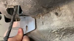 Правильное крепление колокола противоугонной системы, опция 551 на Mercedes benz w210 2000 -й год