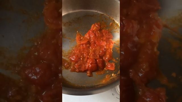 Паста по-итальянски с песто и помидорами «Черри» за 15 мин