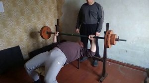 Жим лежа, присед 25.02.2022.mp4