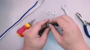 Как соединить медный провод с Алюминиевым....