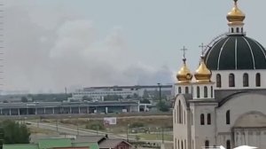 Украинские боевики наносят удары по Запорожской АЭС с применением РСЗО и тяжёлой артиллерии .