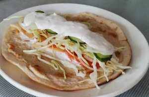 ТОРТИЛЬЯ С КУРИЦЕЙ И ОВОЩАМИ! Простые рецепты из тортильи с курицей, белым соусом и овощами.