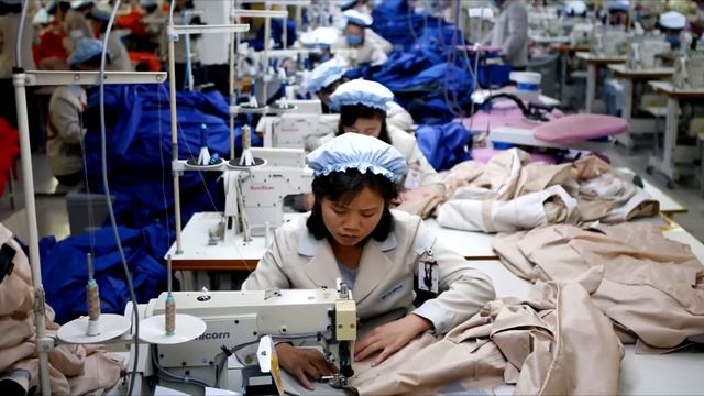 КНДР. 17 безумных фактов о Северной Корее смотреть онлайн