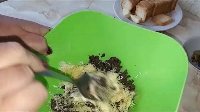 ПОРАЗИТЕЛЬНО!!! Ешь один БУТЕРБРОД, а рука тянется за вторым. Рецепт вкусных закусочных бутербродов
