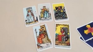 Королева Пентаклей и Короли Таро. Их отношения между собой в паре. Совместимость.