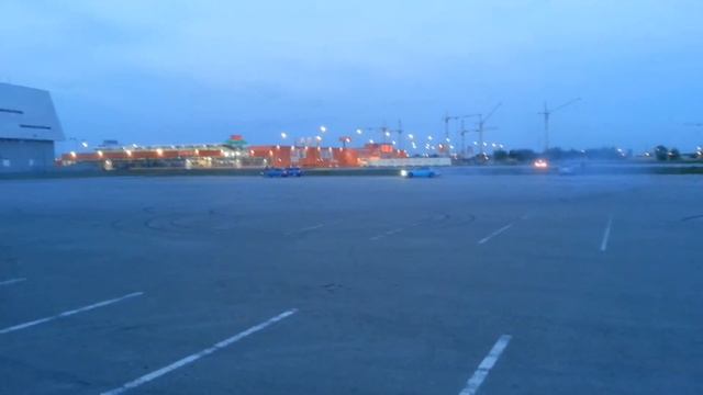 Арена Омск!кирюха жгет резину! смотреть онлайн