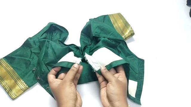 பட்டு புடவை ப்ளௌஸ் இந்தமாதிரி அல்டெரேஷன் செய்து பாருங்கள்Silk Saree Alteration смотреть онлайн