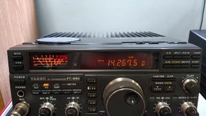 Yaesu FT890