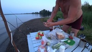 НИЖНИЙ ТАГИЛ! РЫБАЛКА С НОЧЕВОЙ НА НАШЕМ ПРУДУ! БУДЕТ ЛИ КЛЁВ В ЭТО ПЕКЛО? СЕЗОН 2020!