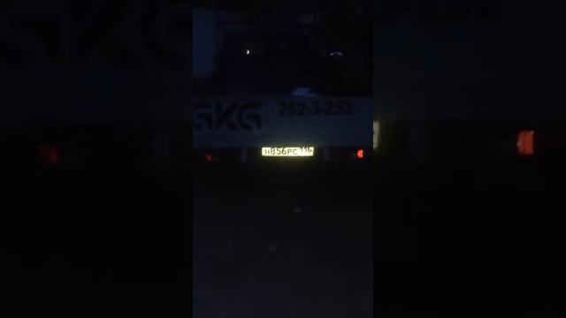 Видеоотчет о обклейке эмблем Грузотакси GkG смотреть онлайн