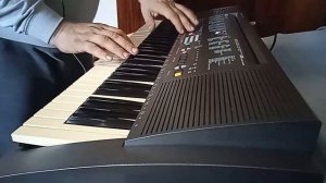 Продається YAMAHA PSR 300