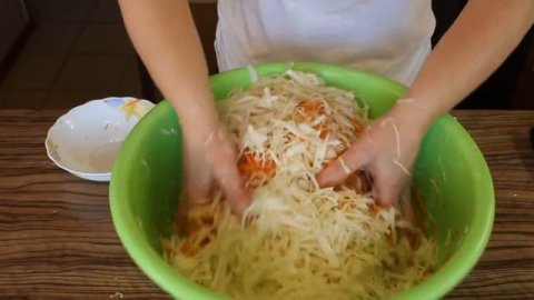 КВАШЕНАЯ КАПУСТА на зиму. Как солить капусту в банках.
