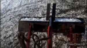 Т-16 с передней навеской с ковшом.