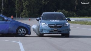 Внешние подушки безопасности, защищающие автомобиль и пассажиров от боковых ударов