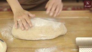 Выпечка хлеба.  Багеты на ржаной закваске.