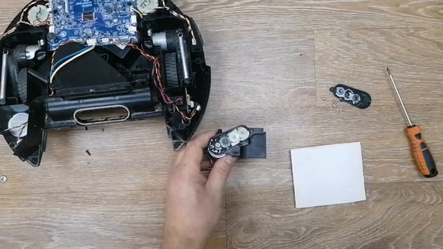 Ремонт техники Кудрово |Робот пылесос Polaris посторонний звук шум | РемБытТехника 77 смотреть онлайн