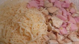 Вареники с сыром и ветчиной