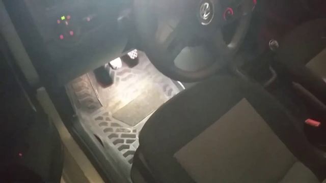 Подсветка ног Polo Sedan смотреть онлайн