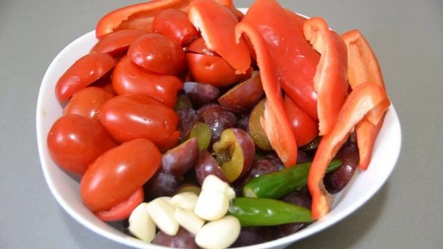 Сацебели из слив