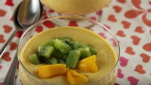 Легкий крем-мусс из манго с рикоттой (творогом)